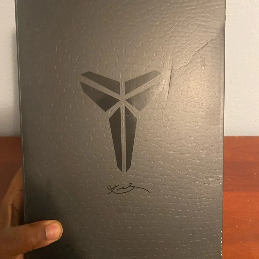 Nike Air Force 1 Low in Court  Purple Kobe Bryant - Picture 3 of 11